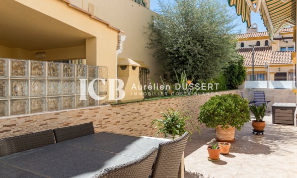 Revente - Maison mitoyenne -
Orihuela Costa - La Zenia