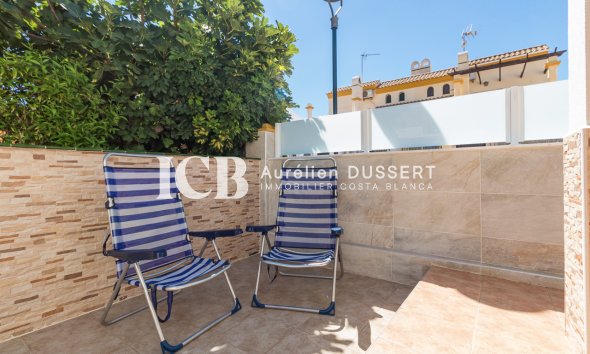 Revente - Maison mitoyenne -
Orihuela Costa - La Zenia