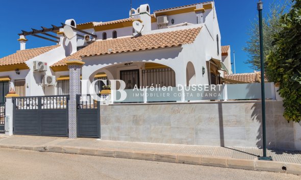 Revente - Maison mitoyenne -
Orihuela Costa - La Zenia