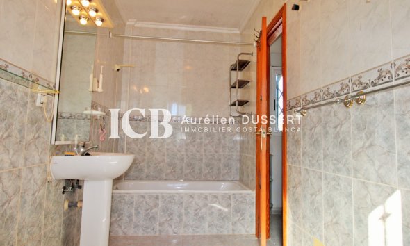 Revente - Maison mitoyenne -
Orihuela Costa - Villamartín