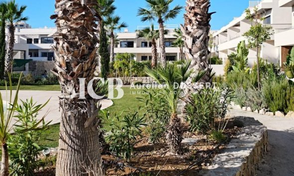Revente - Appartement -
Torrevieja - La veleta