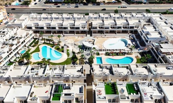 Revente - Appartement -
Torrevieja - La veleta