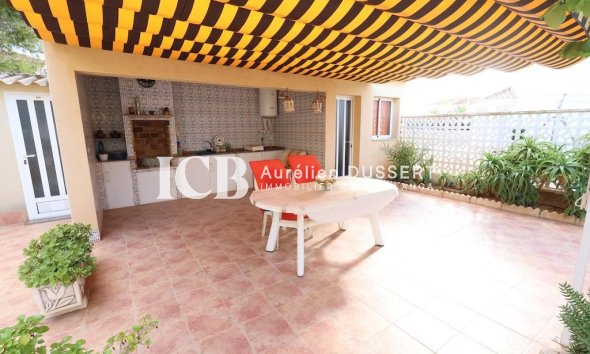 Revente - Maison individuelle -
Orihuela Costa - Villamartín-Las Filipinas