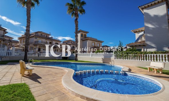 Revente - Maison mitoyenne -
Orihuela Costa - La Zenia