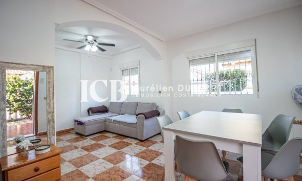 Revente - Maison mitoyenne -
Orihuela Costa - La Zenia