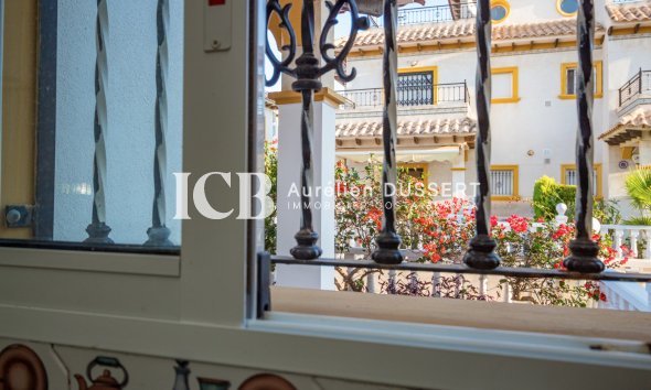 Revente - Maison mitoyenne -
Orihuela Costa - La Zenia