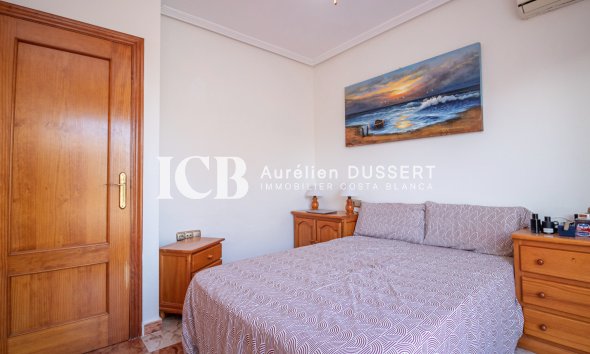 Revente - Maison mitoyenne -
Orihuela Costa - La Zenia