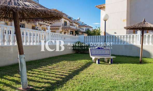 Revente - Maison mitoyenne -
Orihuela Costa - La Zenia