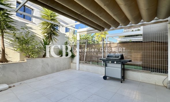 Revente - Maison individuelle -
Orihuela Costa - Villamartín