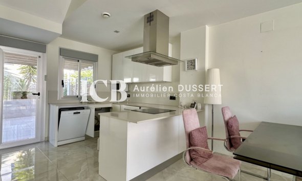 Revente - Maison individuelle -
Orihuela Costa - Villamartín