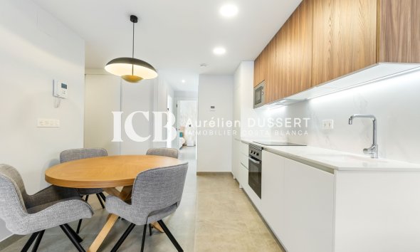 Revente - Appartement -
Torrevieja - Centro