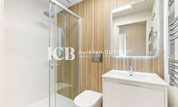 Revente - Appartement -
Torrevieja - Centro