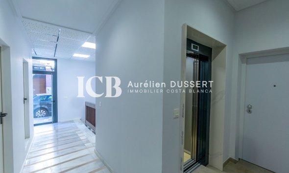 Revente - Appartement -
Torrevieja - Centro