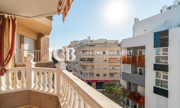 Revente - Appartement -
Torrevieja - Centro
