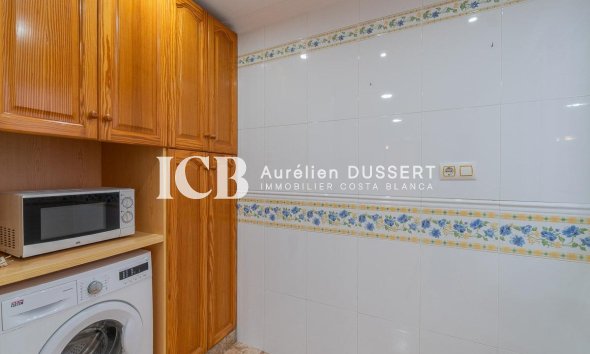 Revente - Appartement -
Torrevieja - Centro