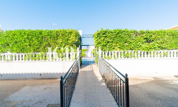 Revente - Maison mitoyenne -
Orihuela Costa - Playa Flamenca