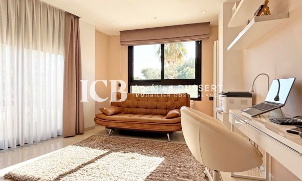 Revente - Maison individuelle -
Orihuela Costa - Villamartín