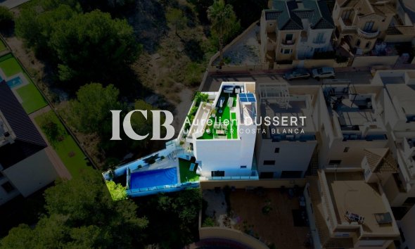 Revente - Maison individuelle -
Orihuela Costa - Villamartín