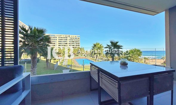 Revente - Appartement -
Punta Prima - Torrevieja
