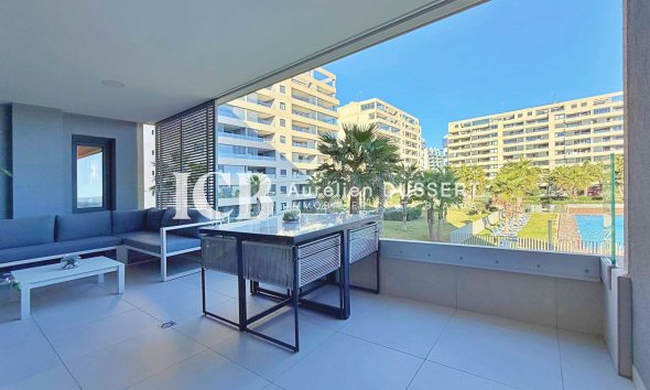 Revente - Appartement -
Punta Prima - Torrevieja