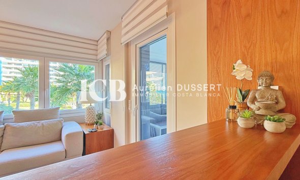 Revente - Appartement -
Punta Prima - Torrevieja