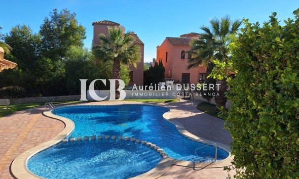 Reventa - Adosado -
San Miguel de Salinas