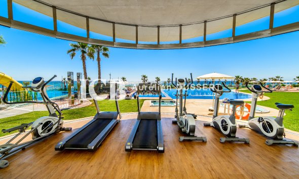 Revente - Appartement -
Punta Prima - Torrevieja