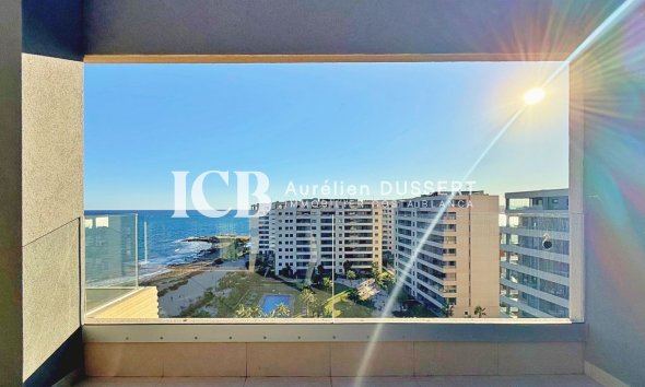 Revente - Appartement -
Punta Prima - Torrevieja