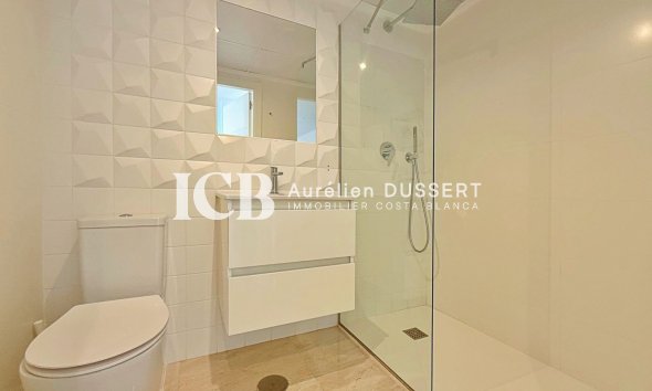 Revente - Appartement -
Punta Prima - Torrevieja