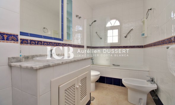 Revente - Maison mitoyenne -
Orihuela Costa - Villamartín