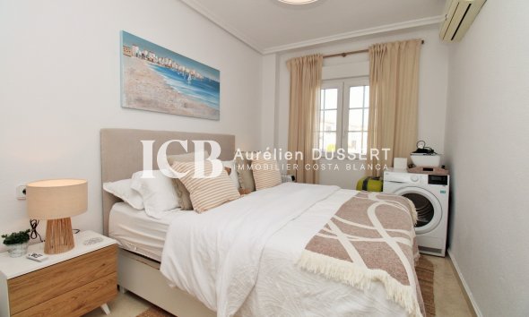 Revente - Maison mitoyenne -
Orihuela Costa - Villamartín