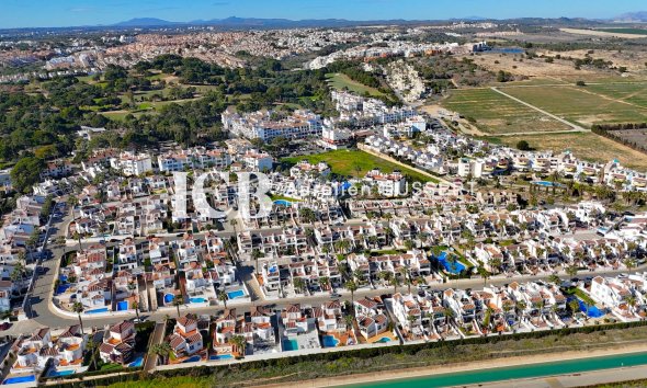 Revente - Maison mitoyenne -
Orihuela Costa - Villamartín