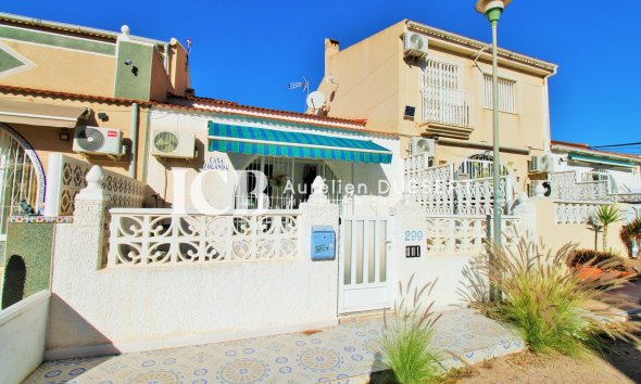 Revente - Maison mitoyenne -
Torrevieja - El chaparral
