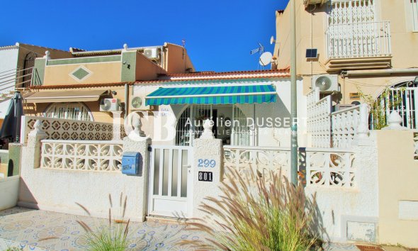 Revente - Maison mitoyenne -
Torrevieja - El chaparral