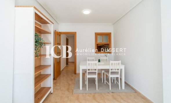 Revente - Appartement -
Torrevieja - Centro