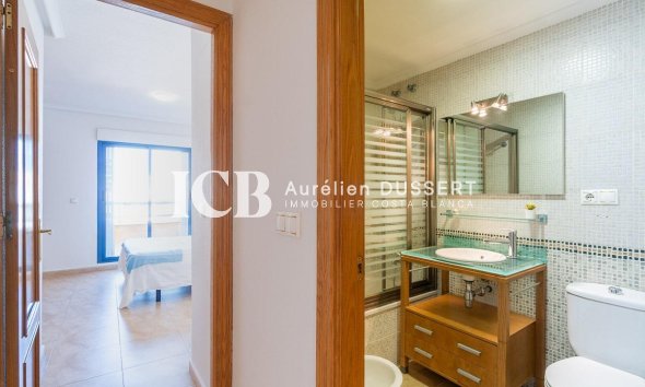 Revente - Appartement -
Torrevieja - Centro