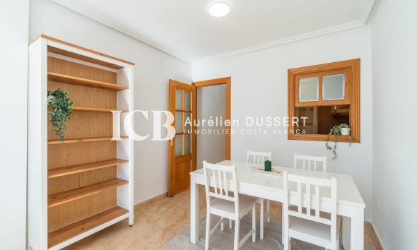 Revente - Appartement -
Torrevieja - Centro