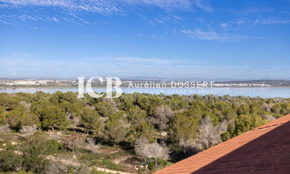 Revente - Appartement -
Torrevieja - La siesta