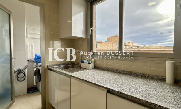 Revente - Appartement -
San Miguel de Salinas - Centro