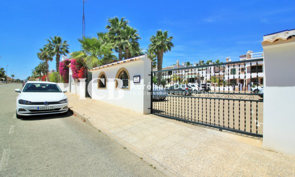 Revente - Appartement -
Orihuela Costa - Villamartín