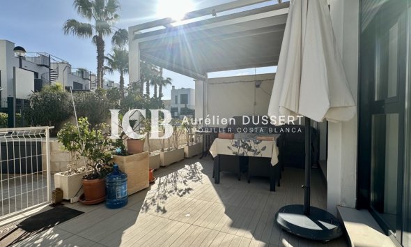 Reventa - Apartamento / piso -
Los Altos - Torrevieja