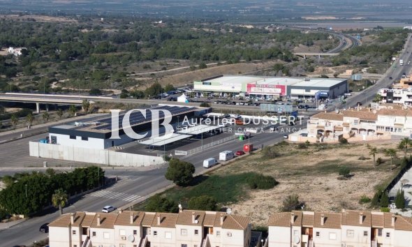 Revente - Maison individuelle -
Orihuela Costa - Los Dolses