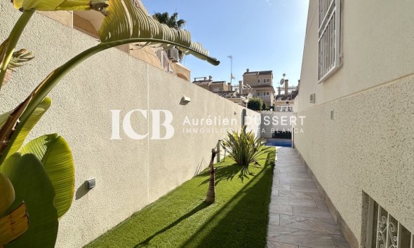 Revente - Maison individuelle -
Orihuela Costa - Los Dolses