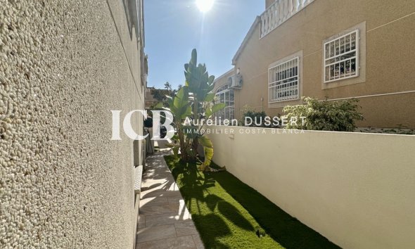 Revente - Maison individuelle -
Orihuela Costa - Los Dolses