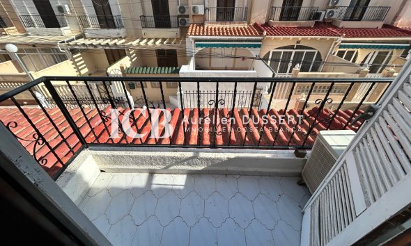 Revente - Maison mitoyenne -
Torrevieja - El chaparral