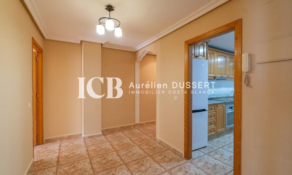 Revente - Appartement -
Torrevieja - Centro