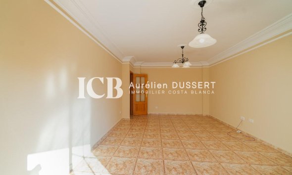 Revente - Appartement -
Torrevieja - Centro