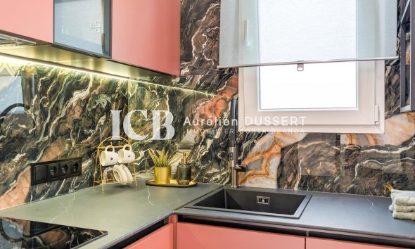 Revente - Appartement -
Torrevieja - Centro