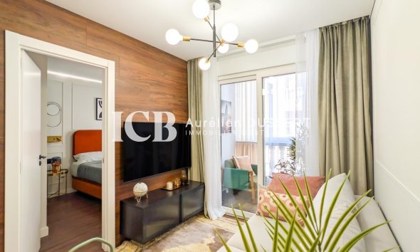 Revente - Appartement -
Torrevieja - Centro