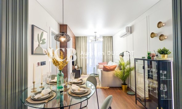 Revente - Appartement -
Torrevieja - Centro